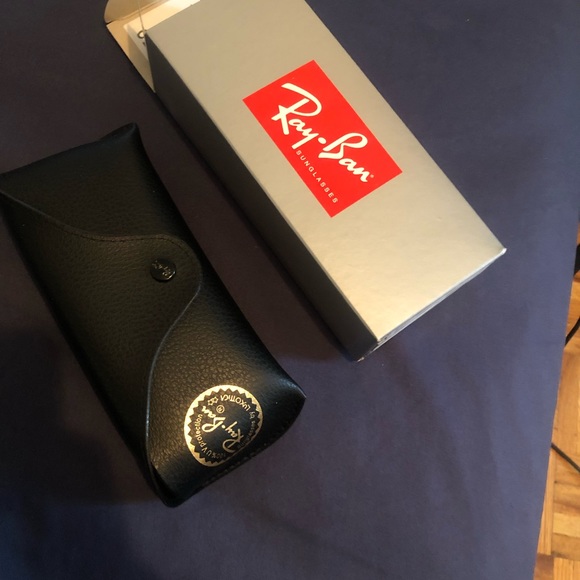 NEW RAY-BAN ClubMaster Frame: Black&Gold Lenses:Green Size: 51 - 21 - 145 - Picture 7 of 8